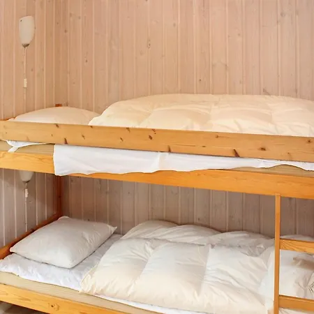 Four-bedroom Holiday In * Hals